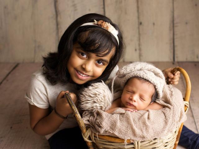 Sasha Gow Photographer - Dubai Baby Photographer -Dubai Newborn Photography - Dubai Photographer